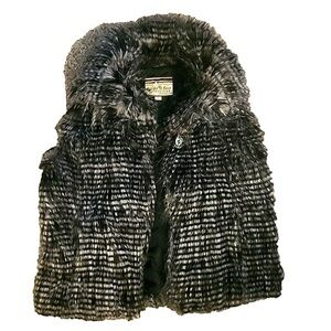 💕 SOLD-Fabulous Powder River Outfitters “Panhandle Slim” Faux Fur Vest - XL